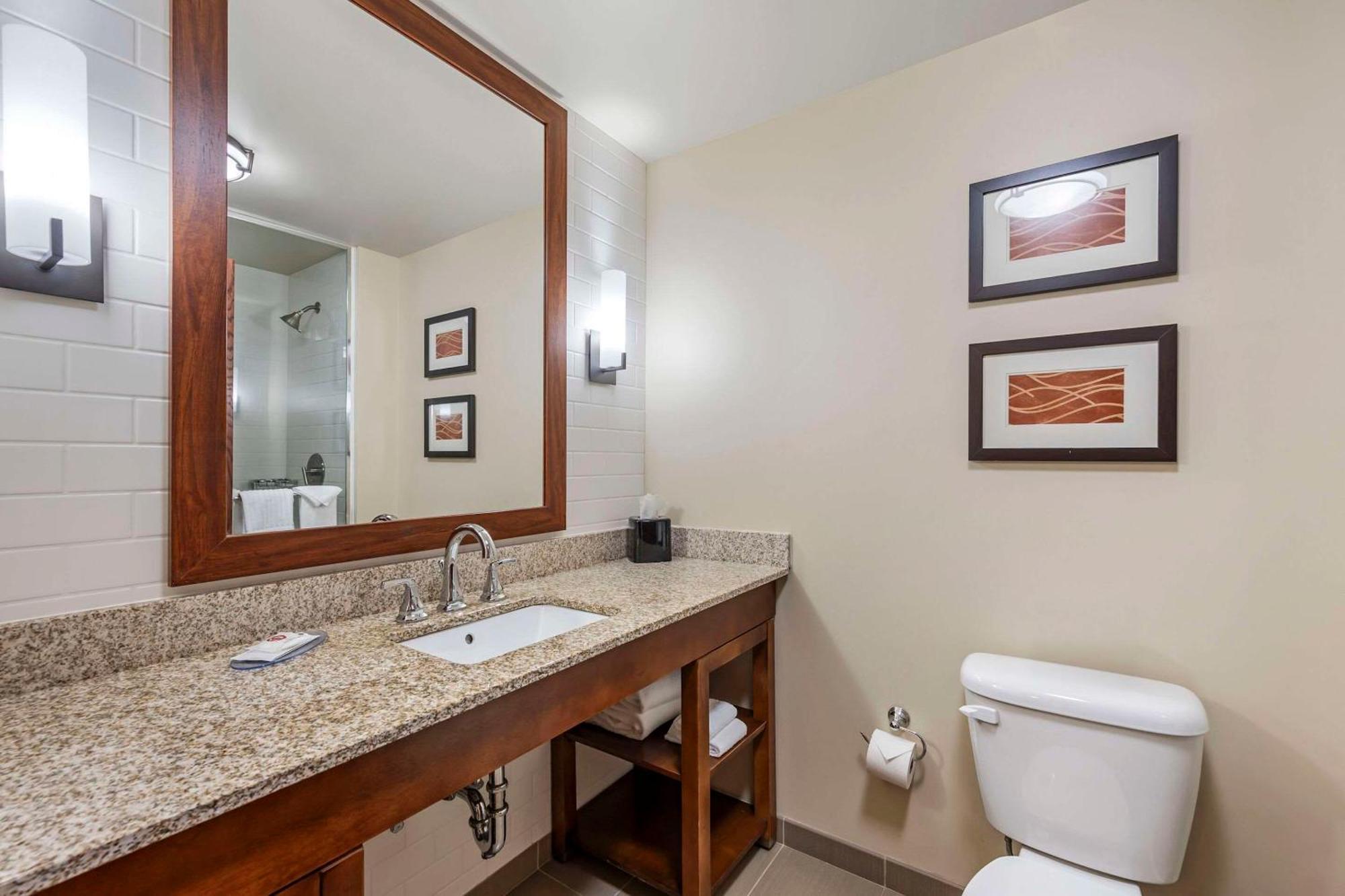Comfort Inn & Suites Cheyenne Luaran gambar
